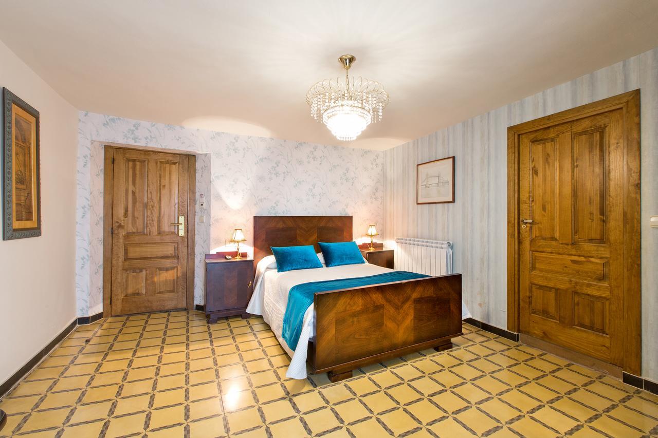 Hotel Villa San Jorge Azanuy Ngoại thất bức ảnh