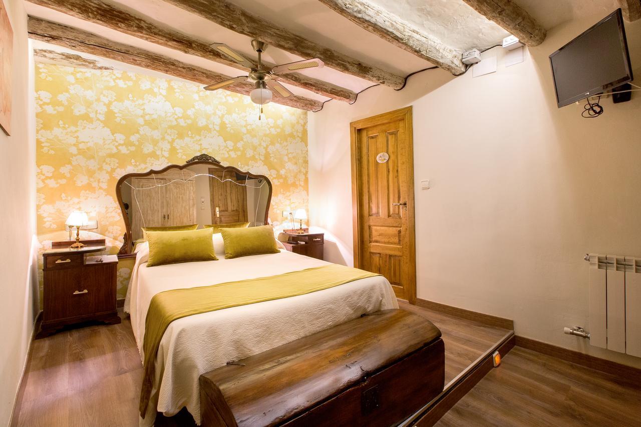 Hotel Villa San Jorge Azanuy Ngoại thất bức ảnh