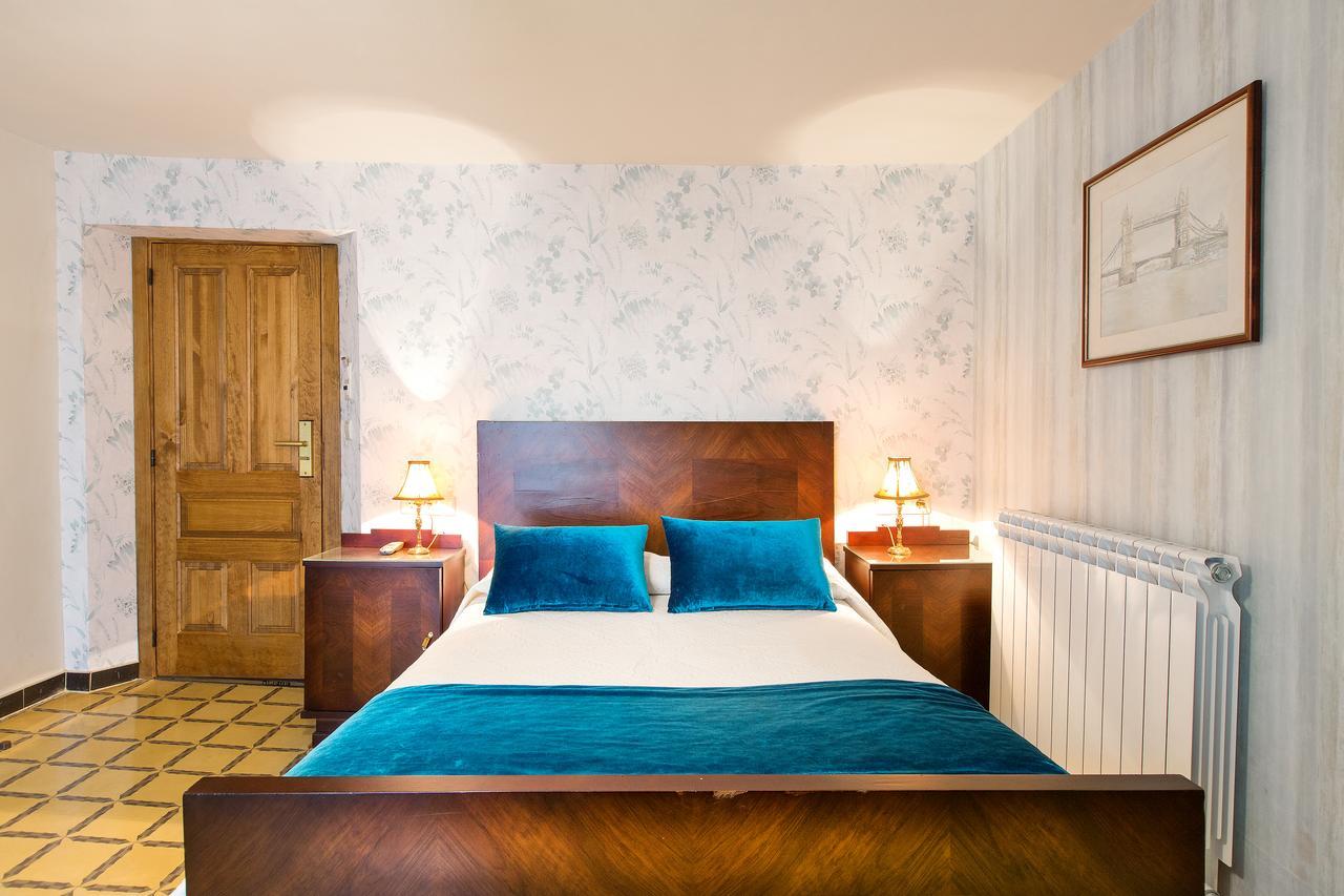 Hotel Villa San Jorge Azanuy Ngoại thất bức ảnh
